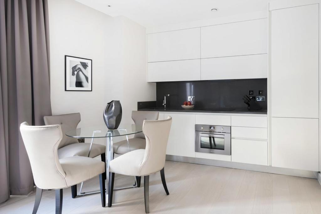 Buckingham Palace Residences By Aeria Apartments London Eksteriør bilde
